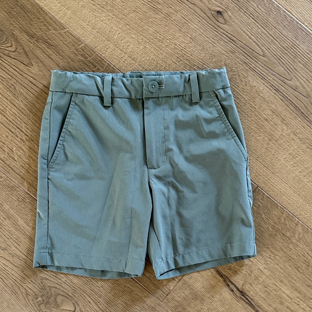 Vineyard Vines Kids Green Shorts